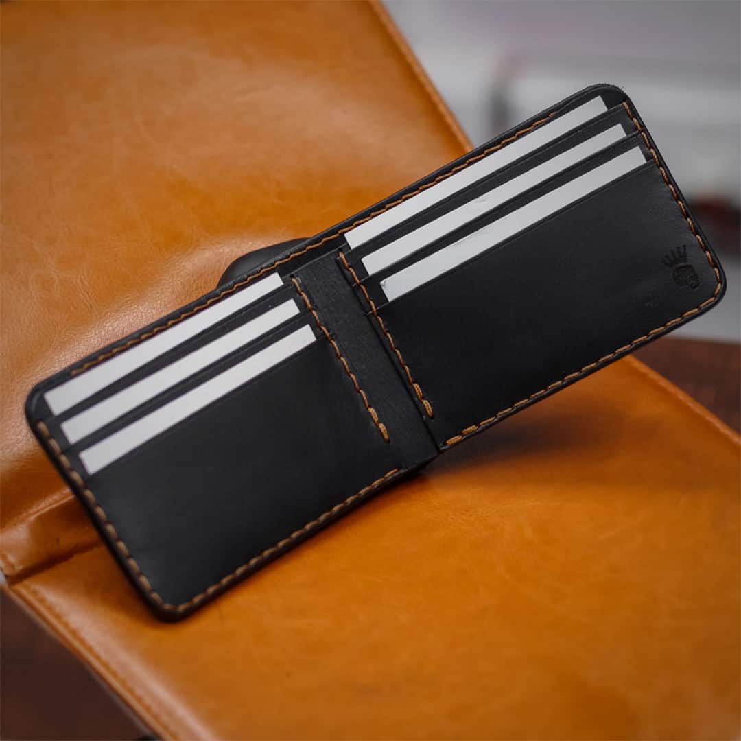 KRA Minimalist Bifold Image 2