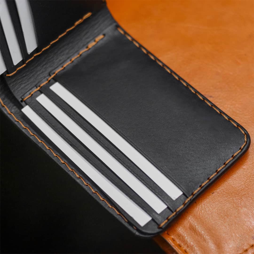 KRA Minimalist Bifold Image 3