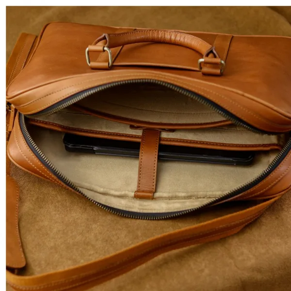 LAPTOP BAG TAN COLOR 5