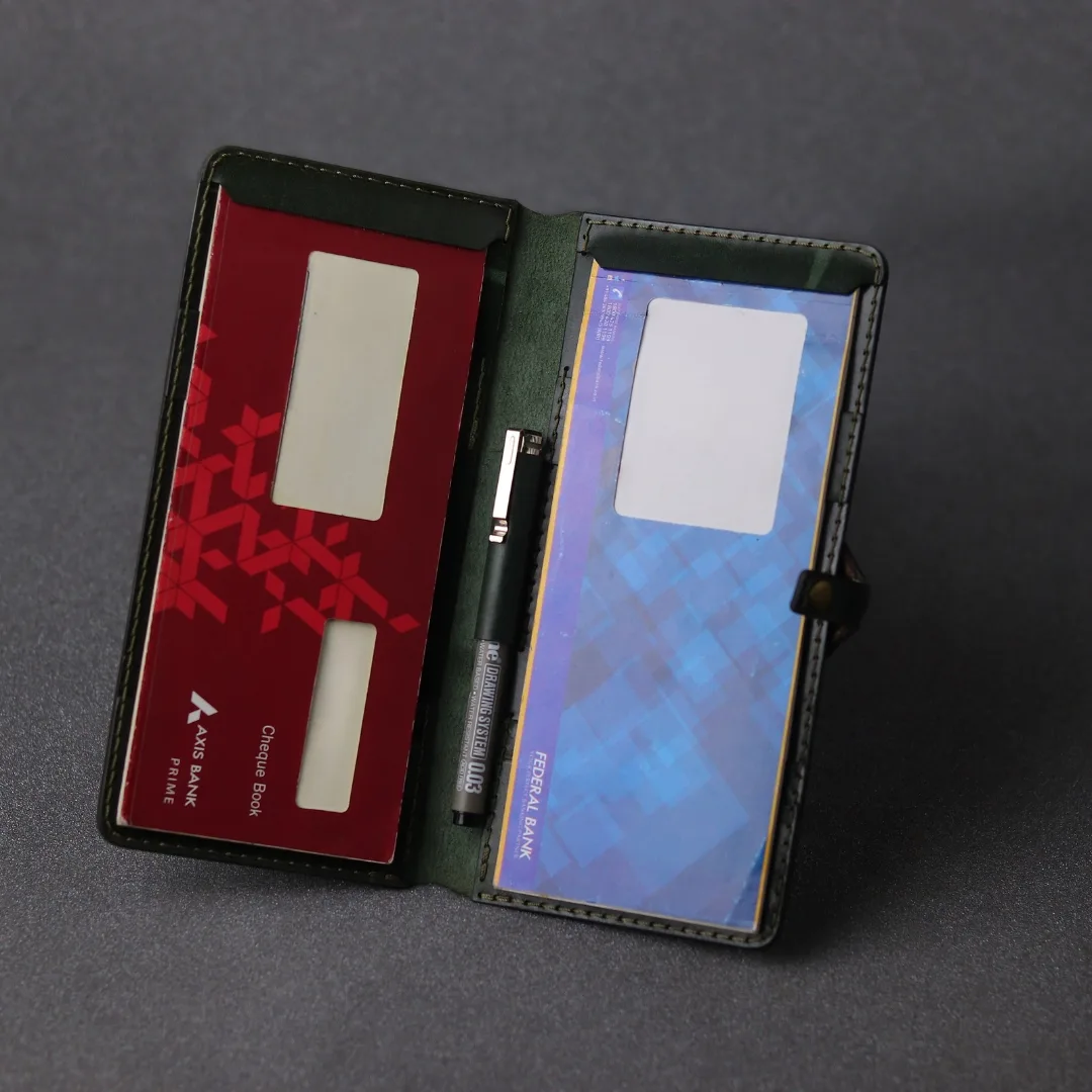 KRA Checkbook holder green Image 5