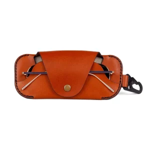 SUNGLASS POUCH WITH CLIP